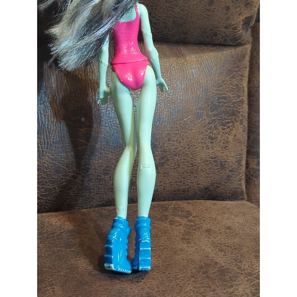 Frankie Stein Monster High Ghoul Spirit Doll Model DNV66 MHD 2015 - Picture 2 of 6